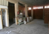 Local comercial en venta con 110m² en Torrelavega foto