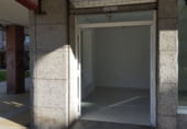 Local comercial en alquiler con 35m² en Torrelavega foto