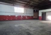 868m² warehouse industrial for sale in Valtierra photo