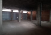 372m² commercial premises for sale in Lérida photo