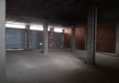 372m² commercial premises for sale in Lérida photo