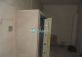 Local comercial en venta con 100m² en Segovia foto
