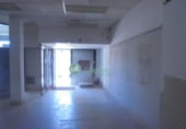 Local comercial en venta con 100m² en Segovia foto