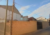 250m² commercial premises for sale in Garcillán photo
