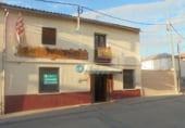250m² commercial premises for sale in Garcillán photo