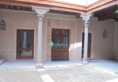Local comercial en alquiler con 170m² en Segovia foto