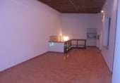 Local comercial en alquiler con 170m² en Segovia foto