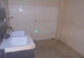 Local comercial en venta con 125m² en Segovia foto