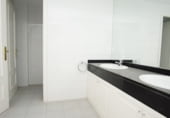 180m² office for rent in Barcelona, in the area of the Dreta de l'Eixample photo