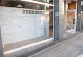 90m² commercial premises for sale in el Prat de Llobregat photo