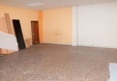 90m² commercial premises for sale in el Prat de Llobregat photo