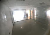 Local comercial
en lloguer
amb 90m² a Bollullos de la Mitación, Avenida ESPARTINAS, 11 foto