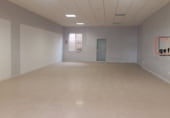  building for sale in Valdepeñas photo