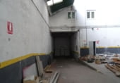 1082m² warehouse industrial for sale in Madrid, in the area of Villaverde Alto photo