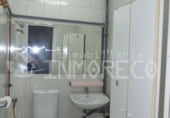 Local comercial en alquiler con 80m² en Torrelavega foto