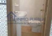 Local comercial
en lloguer
amb 150m² a La Puebla del Río, Calle COMERCIO, 93 foto