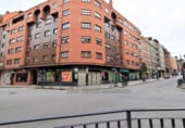 
Local
en alquiler
con 75m² en Oviedo, en la zona de Pando foto
