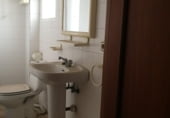 60m² bureau pour vente à Algésiras photo