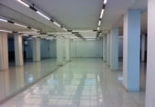 1260m² locaux commerciaux pour location à Reus photo