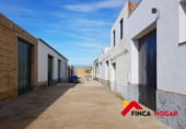 Nave Industrial en venta con 210m² en Alcalá del Río foto