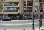 Local comercial en venta con 976m² en Estepona foto