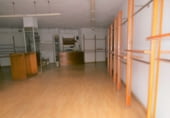 255m² commercial premises for rent in Grado photo