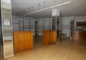 255m² commercial premises for rent in Grado photo