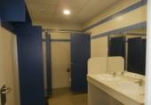 386m² gym for rent in Grado photo