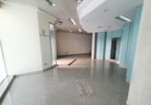 Local comercial en alquiler con 207m² en Oviedo, en la zona de Pumarín foto