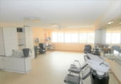 70m² hair salon for rent in Grado photo