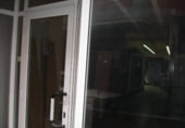 100m² commercial premises for sale in Cornellà de Llobregat photo