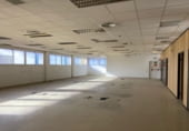 Nave Industrial en venta con 2167m² en Sant Joan Despí foto