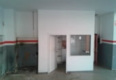 174m² locaux commerciaux pour location à Cornellà de Llobregat photo