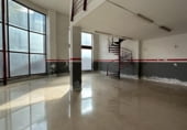 174m² locaux commerciaux pour location à Cornellà de Llobregat photo