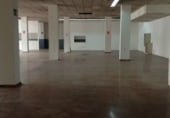 Local comercial Industrial
en venda, lloguer, lloguer
amb 650m² a Cornellà de Llobregat foto