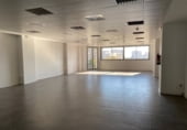 Oficina en alquiler con 165m² en Esplugues de Llobregat foto