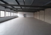 1175m² bureau pour location à Cornellà de Llobregat photo