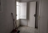54m² commercial premises for sale in Cornellà de Llobregat photo