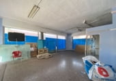 210m² commercial premises for rent in Cornellà de Llobregat photo