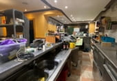 60m² bar for sale in Cornellà de Llobregat photo
