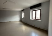 84m² office for rent in Cornellà de Llobregat photo
