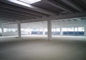 Nave Industrial en venta con 708m² en Gavà foto
