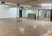 Local comercial
en venda
amb 500m² a Cornellà de Llobregat foto