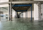Nave Industrial en venta con 1000m² en Cornellà de Llobregat foto