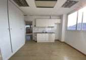 Nave Industrial en venta con 1000m² en Cornellà de Llobregat foto