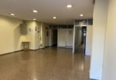 Local comercial
en venda, lloguer
amb 330m² a Esplugues de Llobregat foto