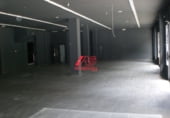 Local comercial en alquiler con 200m² en Granada, en la zona de Villarejo foto