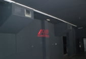 Local comercial en alquiler con 200m² en Granada, en la zona de Villarejo foto