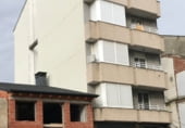 Local comercial en venta con 422m² en A Rúa foto