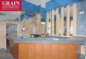Local comercial en venta con 102m² en Albacete, en la zona de Industria foto
